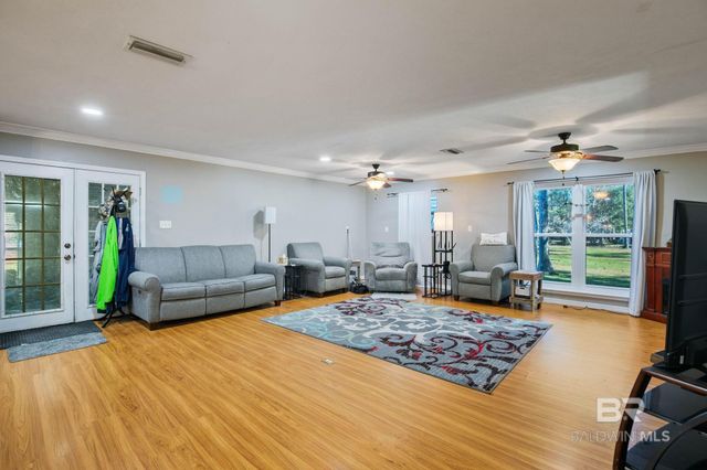 13545 Lyons Avenue, Bayou La Batre, AL 36509