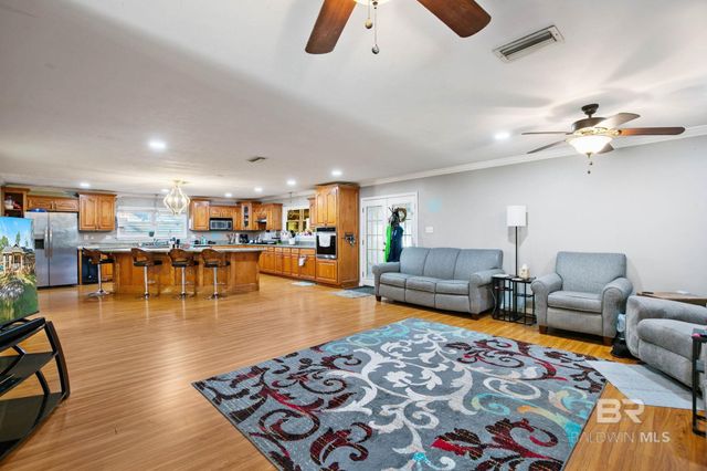 13545 Lyons Avenue, Bayou La Batre, AL 36509