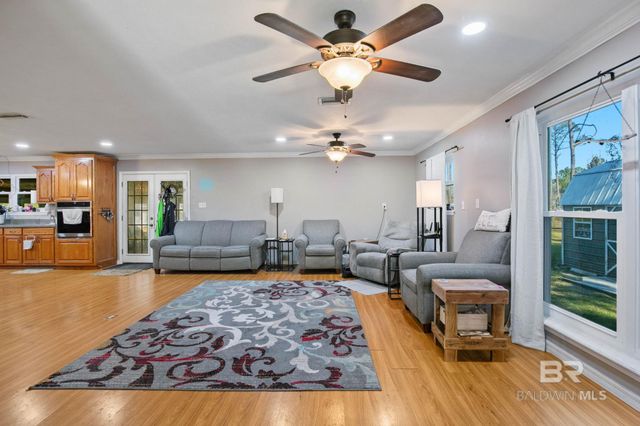 13545 Lyons Avenue, Bayou La Batre, AL 36509