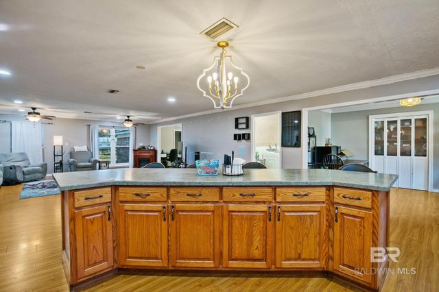 13545 Lyons Avenue, Bayou La Batre, AL 36509