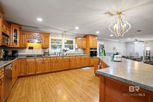 13545 Lyons Avenue, Bayou La Batre, AL 36509