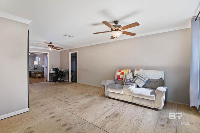 13545 Lyons Avenue, Bayou La Batre, AL 36509