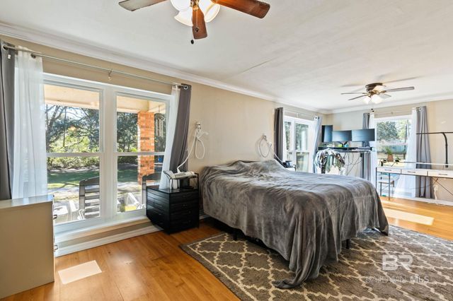 13545 Lyons Avenue, Bayou La Batre, AL 36509