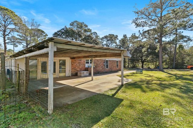 13545 Lyons Avenue, Bayou La Batre, AL 36509