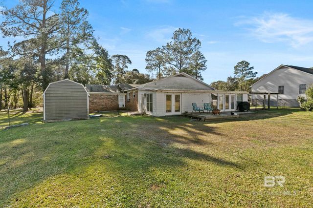 13545 Lyons Avenue, Bayou La Batre, AL 36509