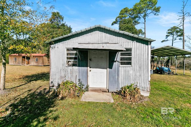 13545 Lyons Avenue, Bayou La Batre, AL 36509