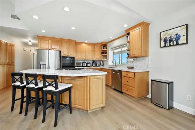19415 Dallas Court, Hidden Valley Lake, CA 95467