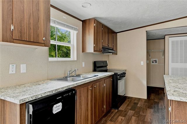 3040 N Thad Terrace, Crystal River, FL 34428