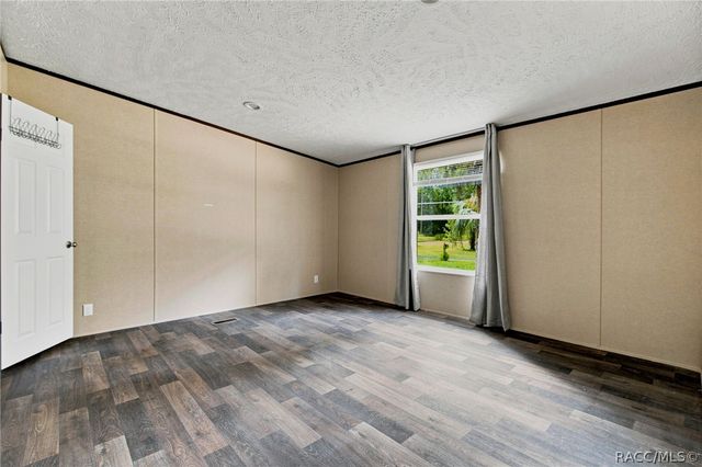 3040 N Thad Terrace, Crystal River, FL 34428