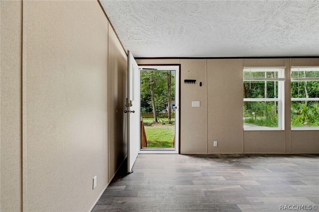 3040 N Thad Terrace, Crystal River, FL 34428