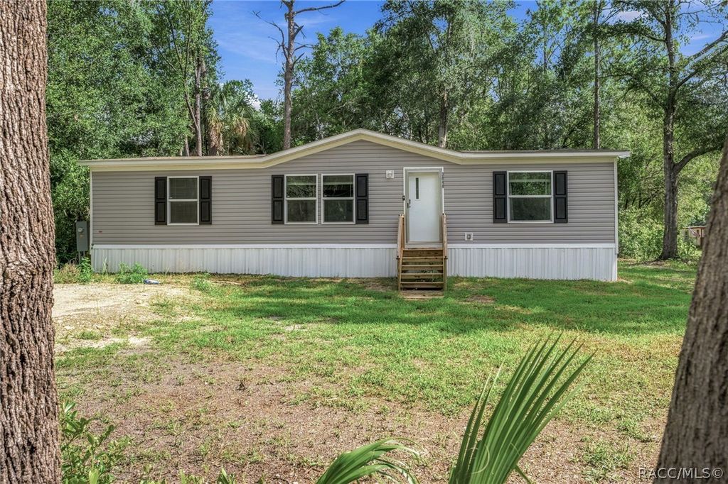 3040 N Thad Terrace, Crystal River, FL 34428