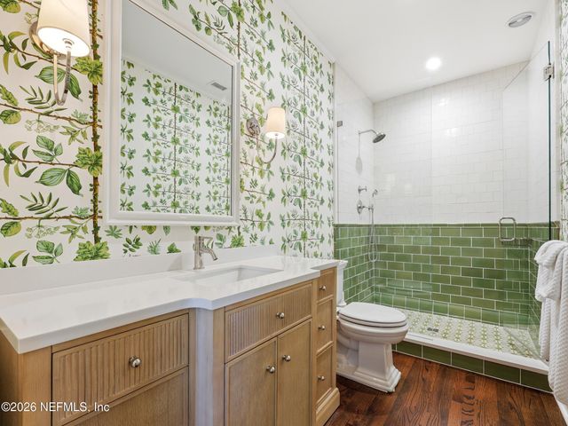 943 BROOKWOOD Road, Jacksonville, FL 32207