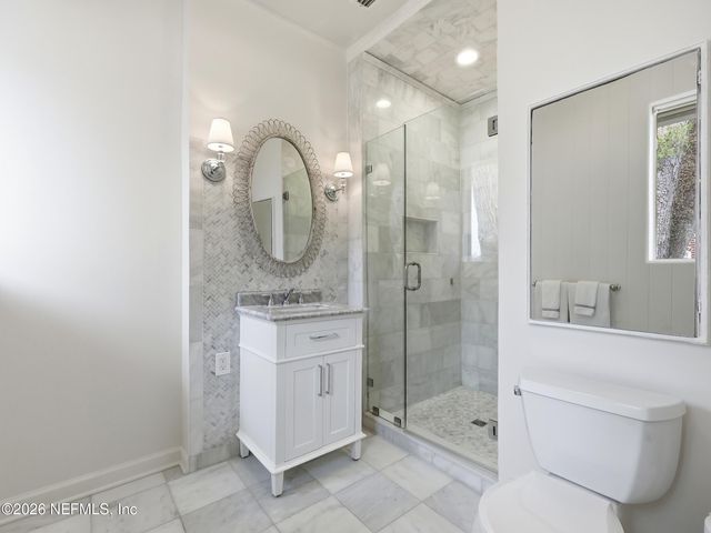 943 BROOKWOOD Road, Jacksonville, FL 32207