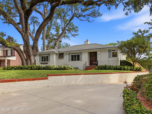 943 BROOKWOOD Road, Jacksonville, FL 32207