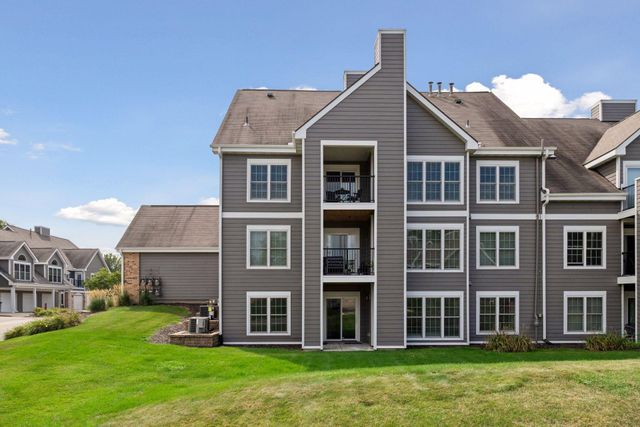 6155 Chasewood Parkway 201, Minnetonka, MN 55343