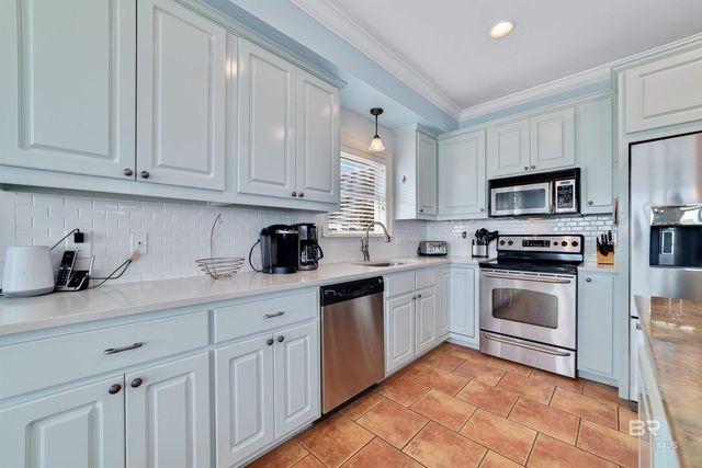 1487 W Beach Boulevard, Gulf Shores, AL 36542