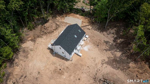10 Church Street, Sprague, CT 06330