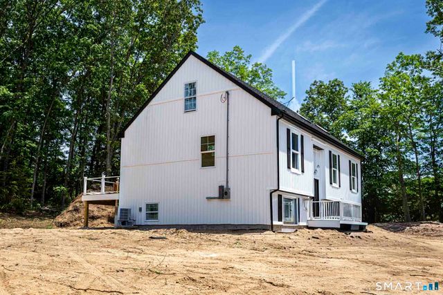 10 Church Street, Sprague, CT 06330