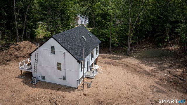 10 Church Street, Sprague, CT 06330