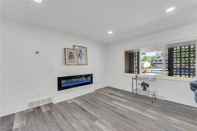 1982 Edenhall Drive, Lyndhurst, OH 44124