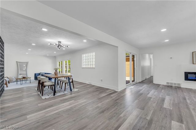 1982 Edenhall Drive, Lyndhurst, OH 44124