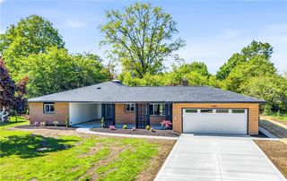 1982 Edenhall Drive, Lyndhurst, OH 44124