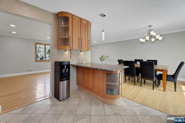 9-09 Elaine Terrace, Fair Lawn, NJ 07410