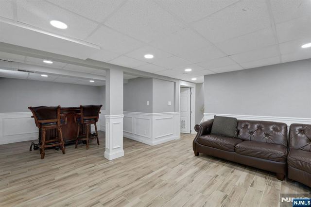 9-09 Elaine Terrace, Fair Lawn, NJ 07410