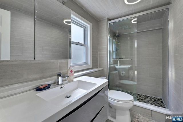 9-09 Elaine Terrace, Fair Lawn, NJ 07410
