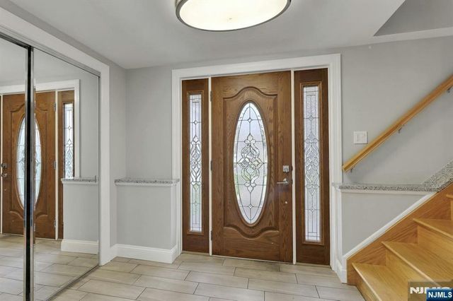 9-09 Elaine Terrace, Fair Lawn, NJ 07410