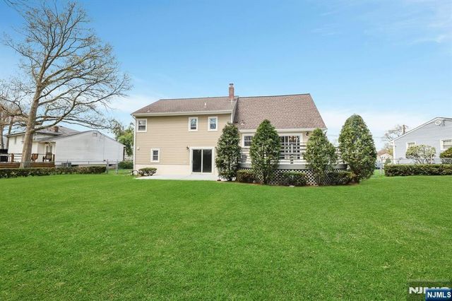 9-09 Elaine Terrace, Fair Lawn, NJ 07410