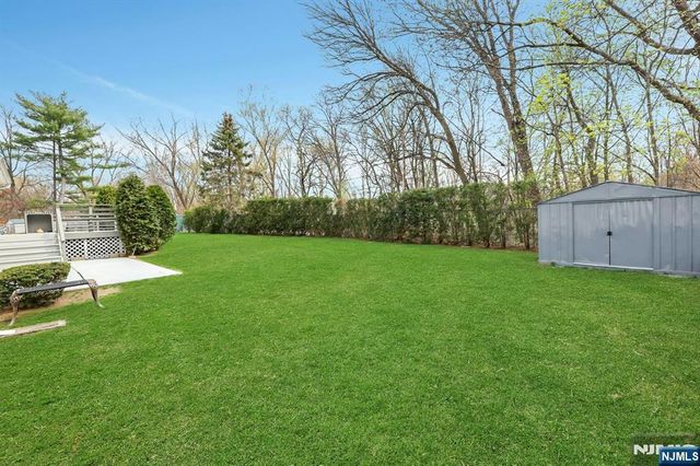 9-09 Elaine Terrace, Fair Lawn, NJ 07410