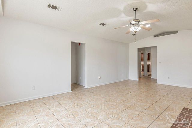 10449 Bernice Rd, Milton, FL 32583