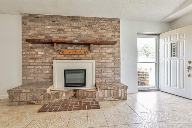 10449 Bernice Rd, Milton, FL 32583