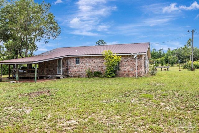 10449 Bernice Rd, Milton, FL 32583