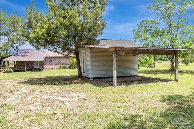 10449 Bernice Rd, Milton, FL 32583