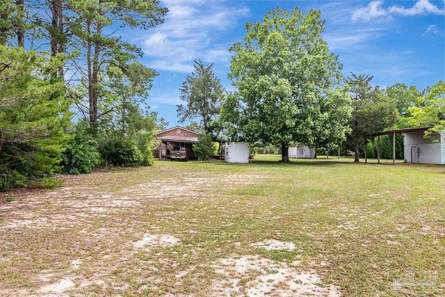 10449 Bernice Rd, Milton, FL 32583