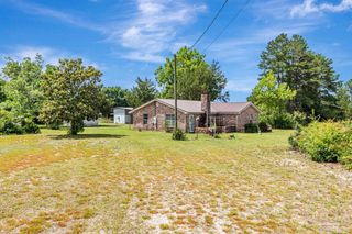 10449 Bernice Rd, Milton, FL 32583