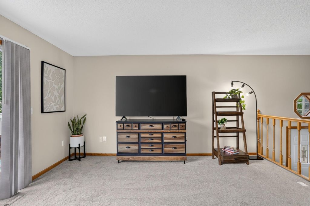 15785 Hannover Path, Apple Valley, MN 55124 — photo 4