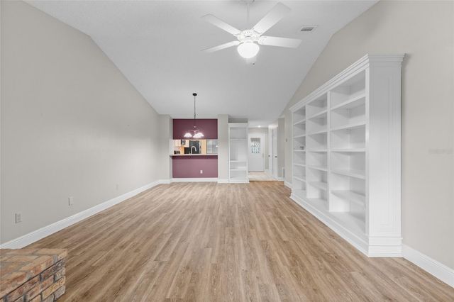1055 KENSINGTON PARK DRIVE 613, Altamonte Springs, FL 32714