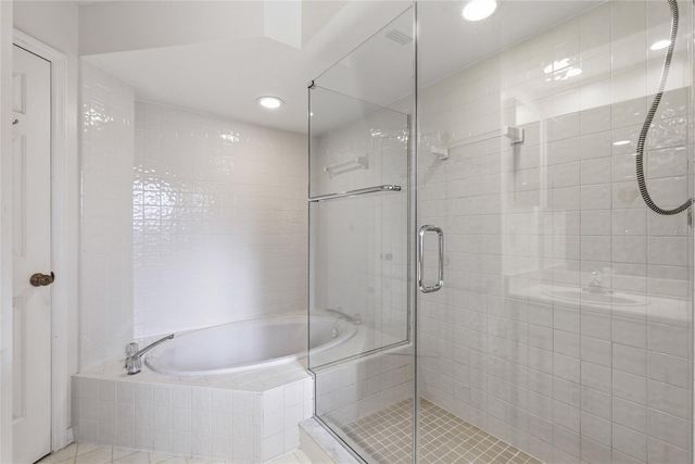 1055 KENSINGTON PARK DRIVE 613, Altamonte Springs, FL 32714