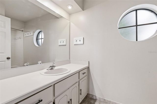 1055 KENSINGTON PARK DRIVE 613, Altamonte Springs, FL 32714
