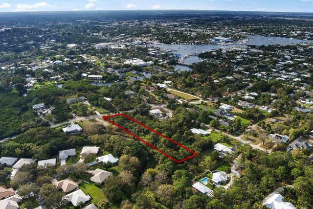 4975 SE Manatee Cove Road, Stuart, FL 34997