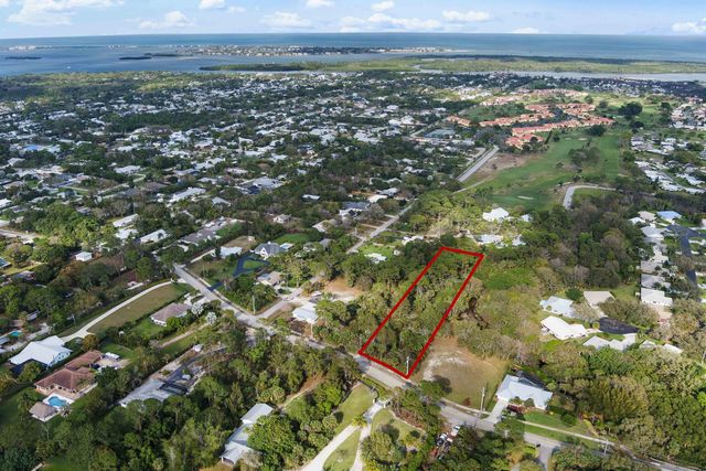 4975 SE Manatee Cove Road, Stuart, FL 34997