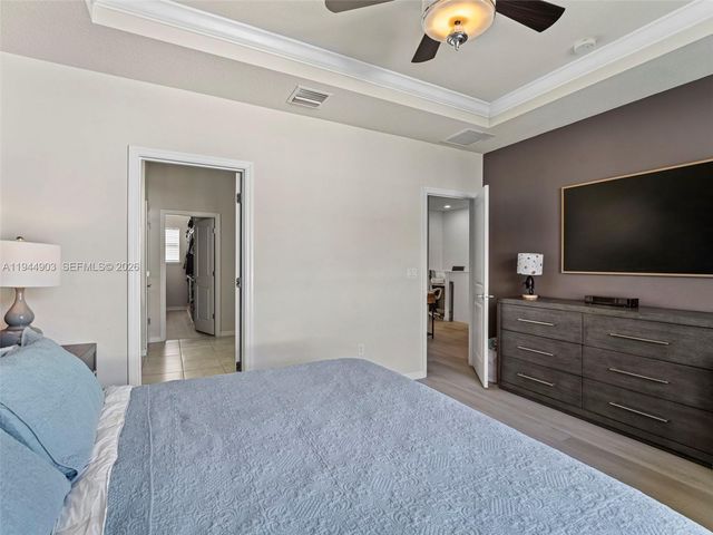 3953 Black Olive Ln, Hollywood, FL 33021