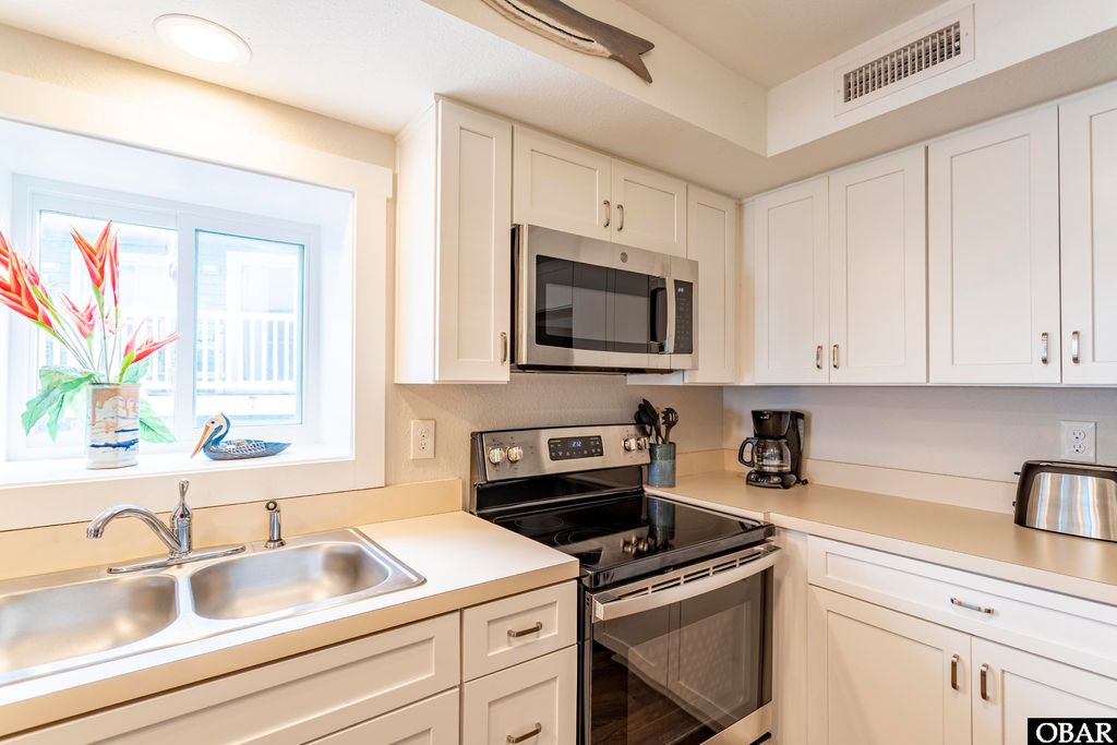 Image 9 of property listing at 8119 S Old Oregon Inlet Road Unit 304, Nags Head, NC 27959