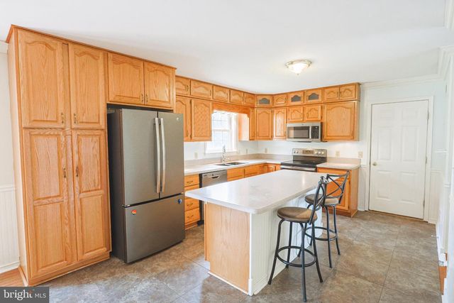 534 CARMA DR, Shippensburg, PA 17257