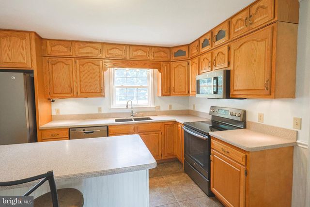 534 CARMA DR, Shippensburg, PA 17257