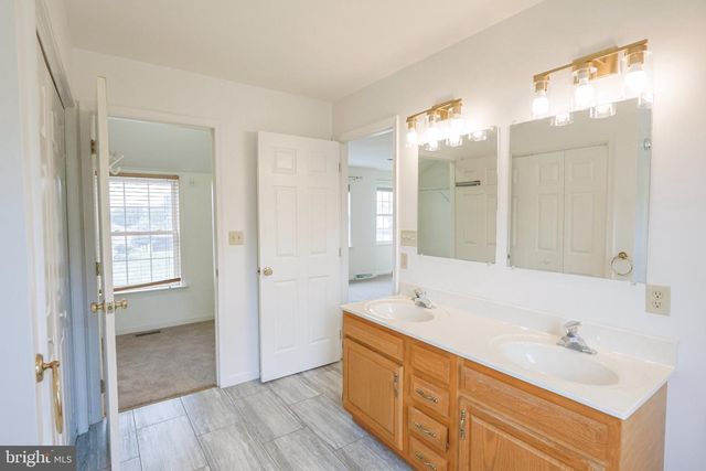 534 CARMA DR, Shippensburg, PA 17257