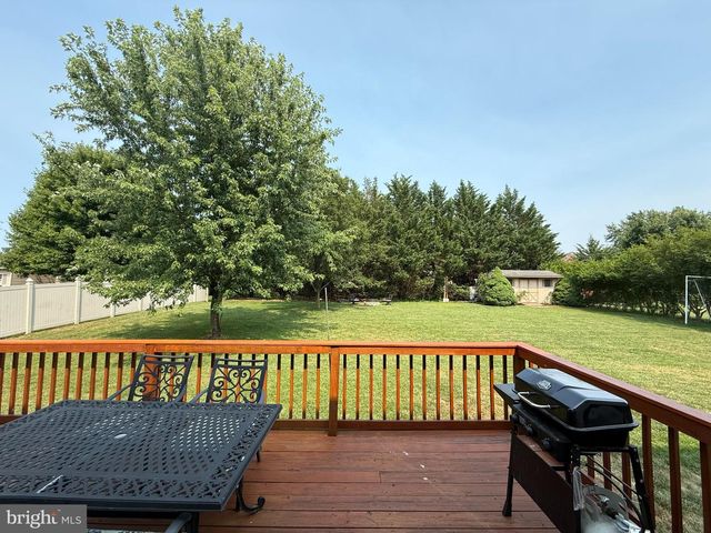 534 CARMA DR, Shippensburg, PA 17257